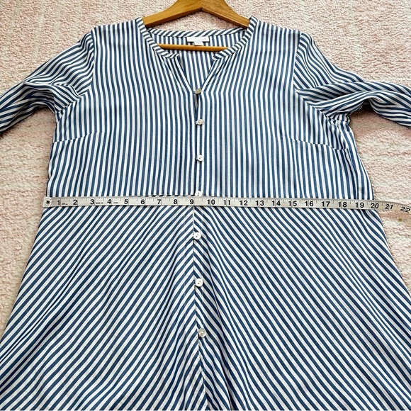 J Jill Blue White Striped Button Down Shirt Roll Tab Sleeves Size Medium Office - Picture 9 of 13